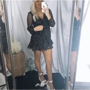 NWT Black and silver star V-neck ruffle with belt tie sheer sleeves mini dress